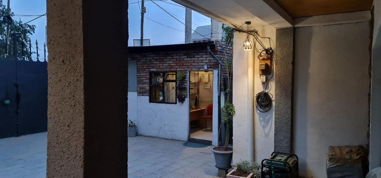 Lucy Guest House Addis Ababa Exterior foto