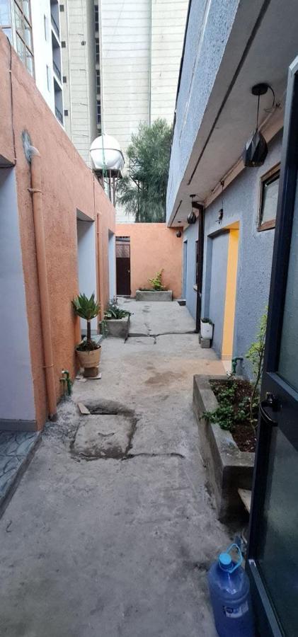 Lucy Guest House Addis Ababa Exterior foto